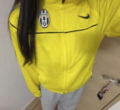 Nike Juventus ジャージ イエロー - メルカリ