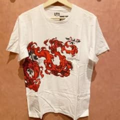 【新品】ユニクロ × 鬼滅の刃 コラボTシャツ ヒノカミ 神楽　Mサイズのサムネイル