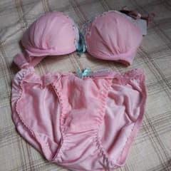 新品、未使用のブラセットになります。のサムネイル