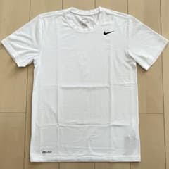 【なお様専用】Nike DRI-FIT Tシャツ Mサイズのサムネイル