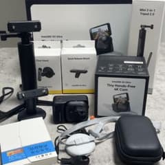 Insta360 GO Ultra 本体 アクセサリーセット ブラック 付属ありのサムネイル