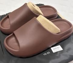 YEEZY SLIDE YS-01 ブラウンFudg 29cm ZOZO YEEZY SLIDE YS-01 ブラウンFudg 29cm ZOZO - メルカリ