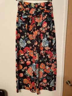 Zara ワイドパンツのサムネイル