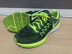 NIKE Zoom Vomero 10 ランニングシューズ 26.0cmのサムネイル