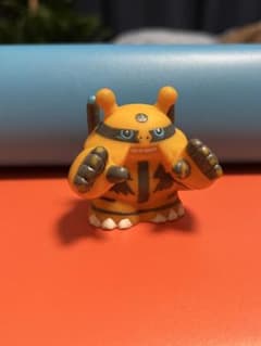 ポケモンキッズ　エレキブル　ブーバーン　色違い　指人形　ポケモン　ポケモン ポケモンキッズ エレキブル 色違い 指人形 - メルカリ