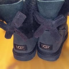 UGG W MINI BAILEY BOW CORDUROY 25cm