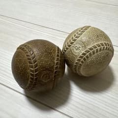 野球ボール 2球セット　レトロ　ビンテージ　アンティーク　お洒落飾りのサムネイル