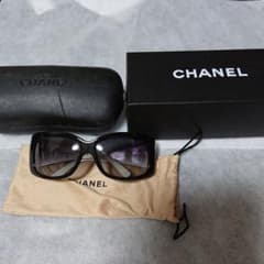 サングラス CHANELのサムネイル