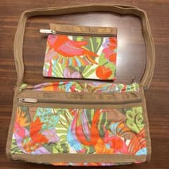 【美品】LeSportsac ショルダーバッグ ポーチ付花柄カラフル　レスポのサムネイル