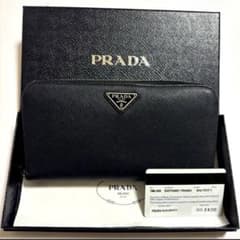 PRADA サフィアーノ　長財布のサムネイル