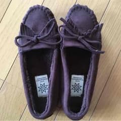 値下げ‼︎モコモコ♡モカシン♡暖かい歩きやすい靴sizeLのサムネイル