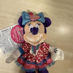 ディズニー パルパルーザ2026 ミニーマウス ぬいぐるみバッジ - メルカリ