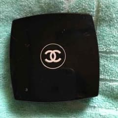 本日値下げ最終日 CHANEL アイシャドウパレットのサムネイル