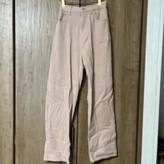 ベージュ ストレートパンツ コットン混合のサムネイル