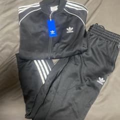 adidas ジャージ 上下セットのサムネイル