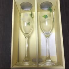 新品ペアシャンパングラスのサムネイル