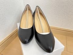 UNITED ARROWS 黒革パンプス24.0㎝のサムネイル