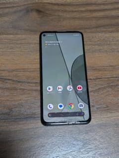 Google Pixel 5a ブラック ひび割れありのサムネイル