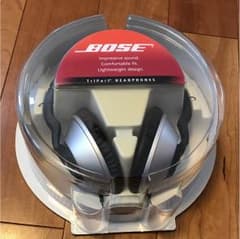 【新品】BOSE TriPort ヘッドフォンのサムネイル