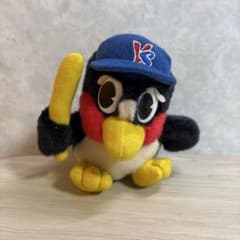 4番‼︎つば九郎　ぬいぐるみ　マスコット　東京ヤクルトスワローズ　新品未開封 れ4 つば九郎 東京ヤクルトスワローズ ぬいぐるみ - メルカリ