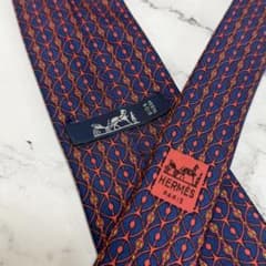 エルメス HERMES ネクタイ 総柄 ネイビー レッド シルク - メルカリ