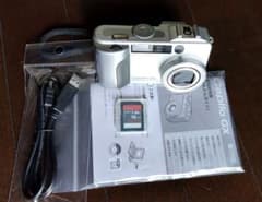 [Fully Functional] Ricoh Caplio GX with 16GB SD card, USB cable, and instruction manual.