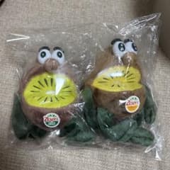 【匿名配送】キウイブラザーズ ぬいぐるみ 小 ゼスプリ ゼスプリ キウイブラザーズ ぬいぐるみ 小 - メルカリ