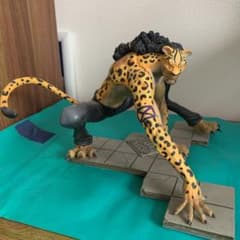 ワンピース　ロブルッチのサムネイル