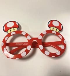 ユニバ　［マリオ・キノコ・サングラス］購入待ちの商品です⚠️のサムネイル