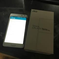 GALAXY Note Edge au ホワイトのサムネイル
