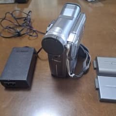 Canon IXY DV M2 ビデオカメラ 本体 - メルカリ