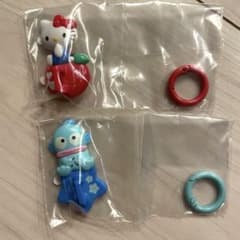 サンリオ キーリングハンガー 2種セット ハローキティ ハンギョドンのサムネイル