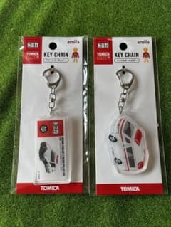 トミカ アクリルキーホルダー 2点セットのサムネイル