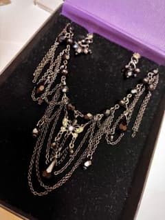 ANNA SUI ネックレス 蝶モチーフ ビーズ装飾のサムネイル