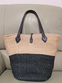 VIOLAd’OROベージュと黒のトートバッグのサムネイル
