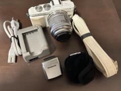 OLYMPUS PEN E-PL7 レンズ付　ミラーレス一眼　動作確認品のサムネイル