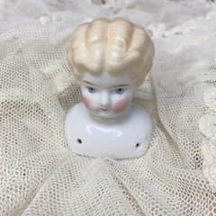 ドイツアンティーク チャイナヘッドドール ヘッド ブロンド - メルカリ