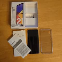 新品 Galaxy A21 SCV49 ホワイト auのサムネイル