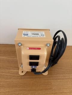 1500VA ベージュ変圧器のサムネイル