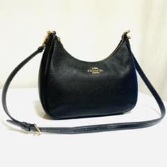 【極美品】 COACHショルダーバック　テリホーボー ブラックのサムネイル