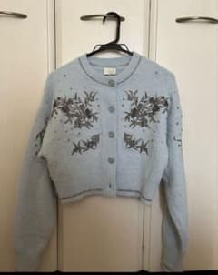 リリーブラウン　ケイタマルヤマ　コラボ　エンブロイダリーブラッシュカーディガン LILY BROWN（リリーブラウン）の「【LILY BROWN×KEITA MARUYAMA】エン