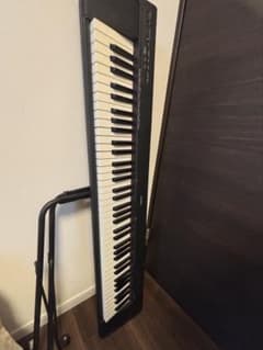 Yamaha 76鍵盤 電子ピアノ　ピアノ　中古　NP-30のサムネイル