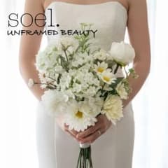 ウェディングブーケ　前撮り　結婚式　高級造花のサムネイル
