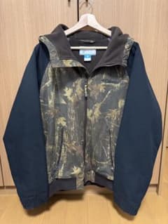 Columbia 迷彩柄 アウター Lサイズのサムネイル