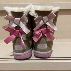 UGGブーツのサムネイル