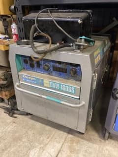 ジャンク　部品取り　DAW-180SS デンヨー　溶接機のサムネイル