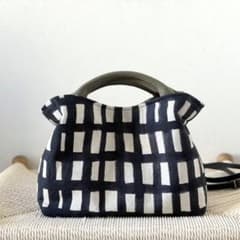 ⚮̈ミナペルホネン sora check black ヌッピバッグ - メルカリ