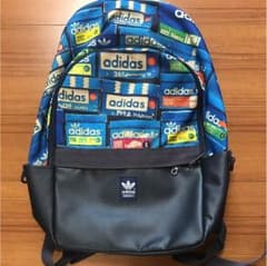 adidas originals リュックのサムネイル
