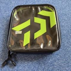【新品未使用】お得❗️ダイワ❗️ターポリンポーチ✨フィッシングポーチ✨DAIWAのサムネイル