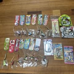 ハローキティ ご当地ストラップ 大量セットのサムネイル
